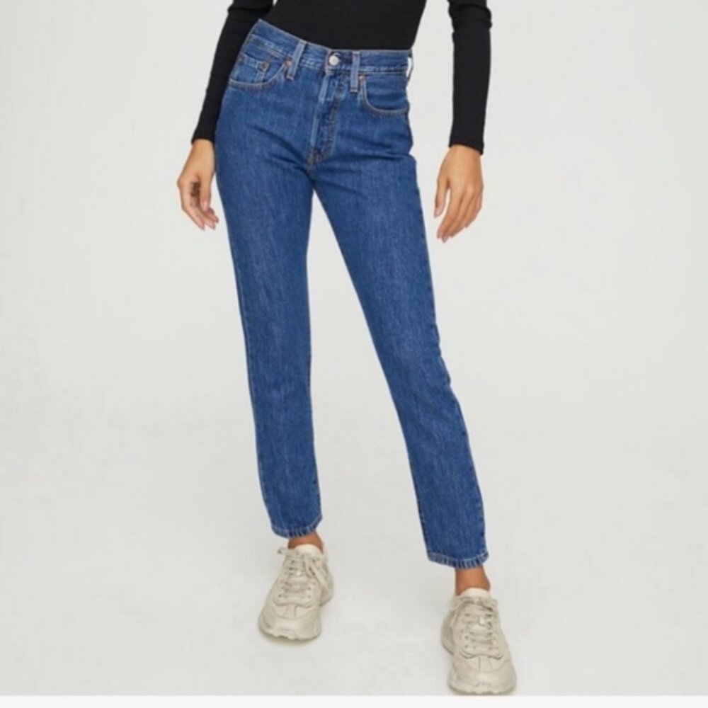 Levi’s 501 Button Up Fly Jeans Aritzia Size 25